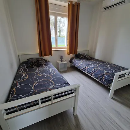 Holiday home L'o'thentique, 4 Personnes *
